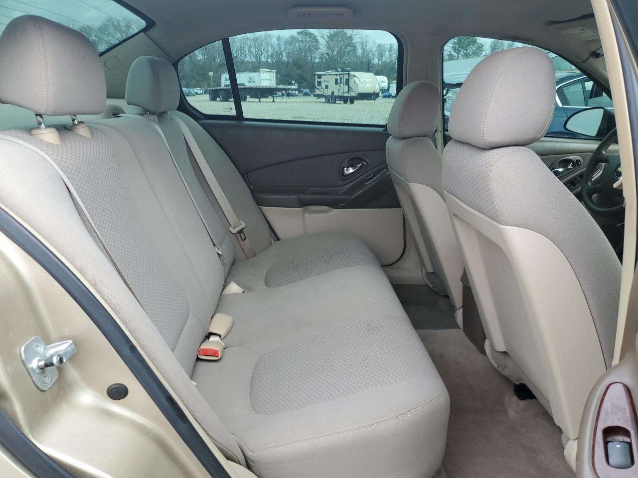 2007 Chevrolet Malibu - Image 10