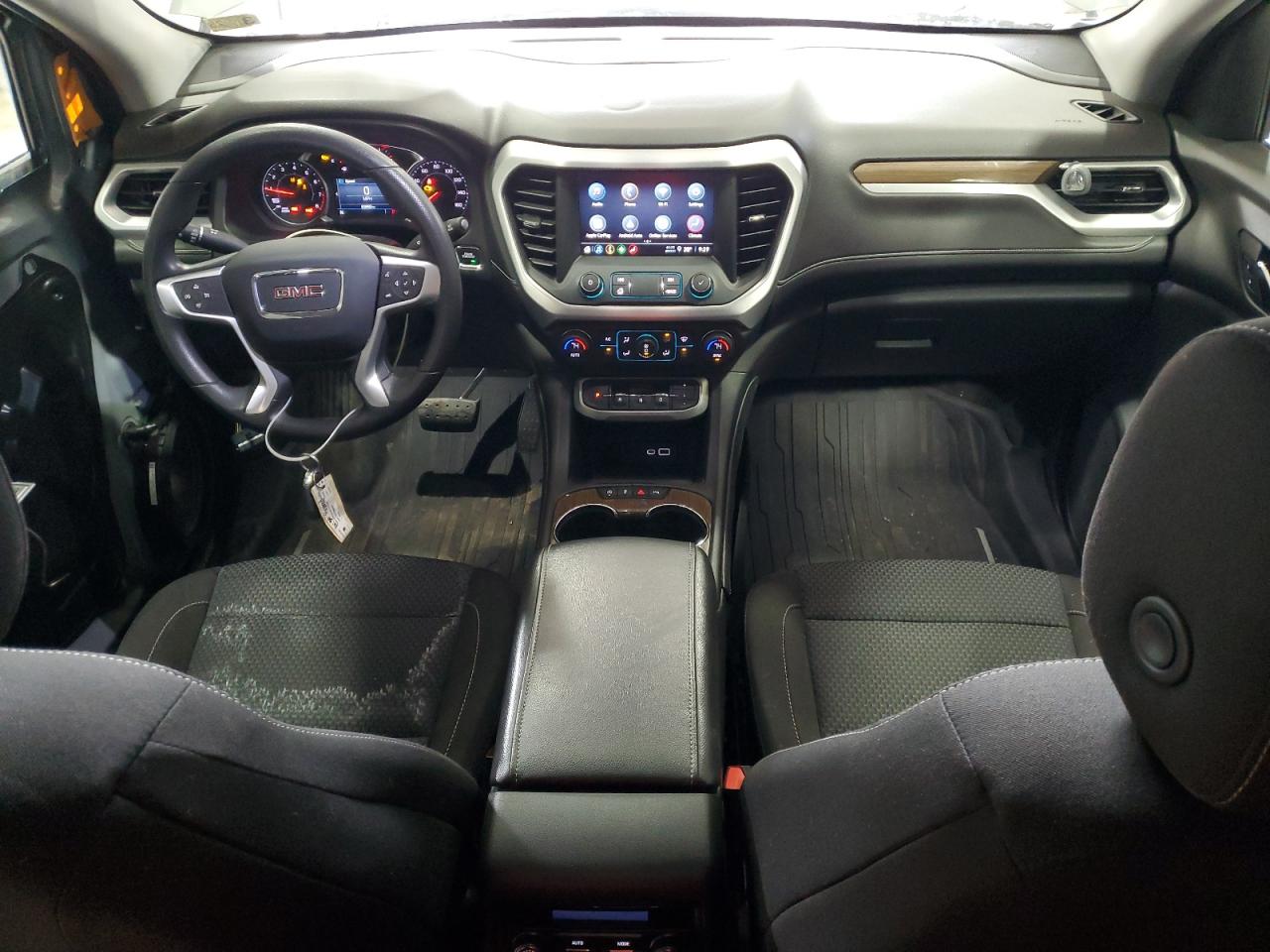 2021 GMC Acadia - Image 8