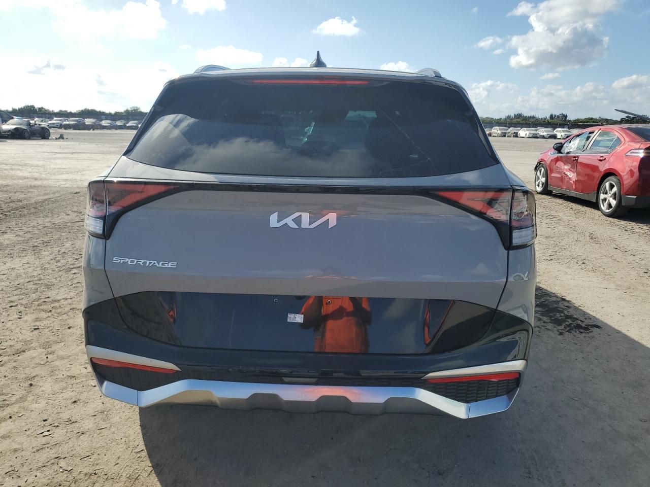 2024 Kia Sportage - Image 6