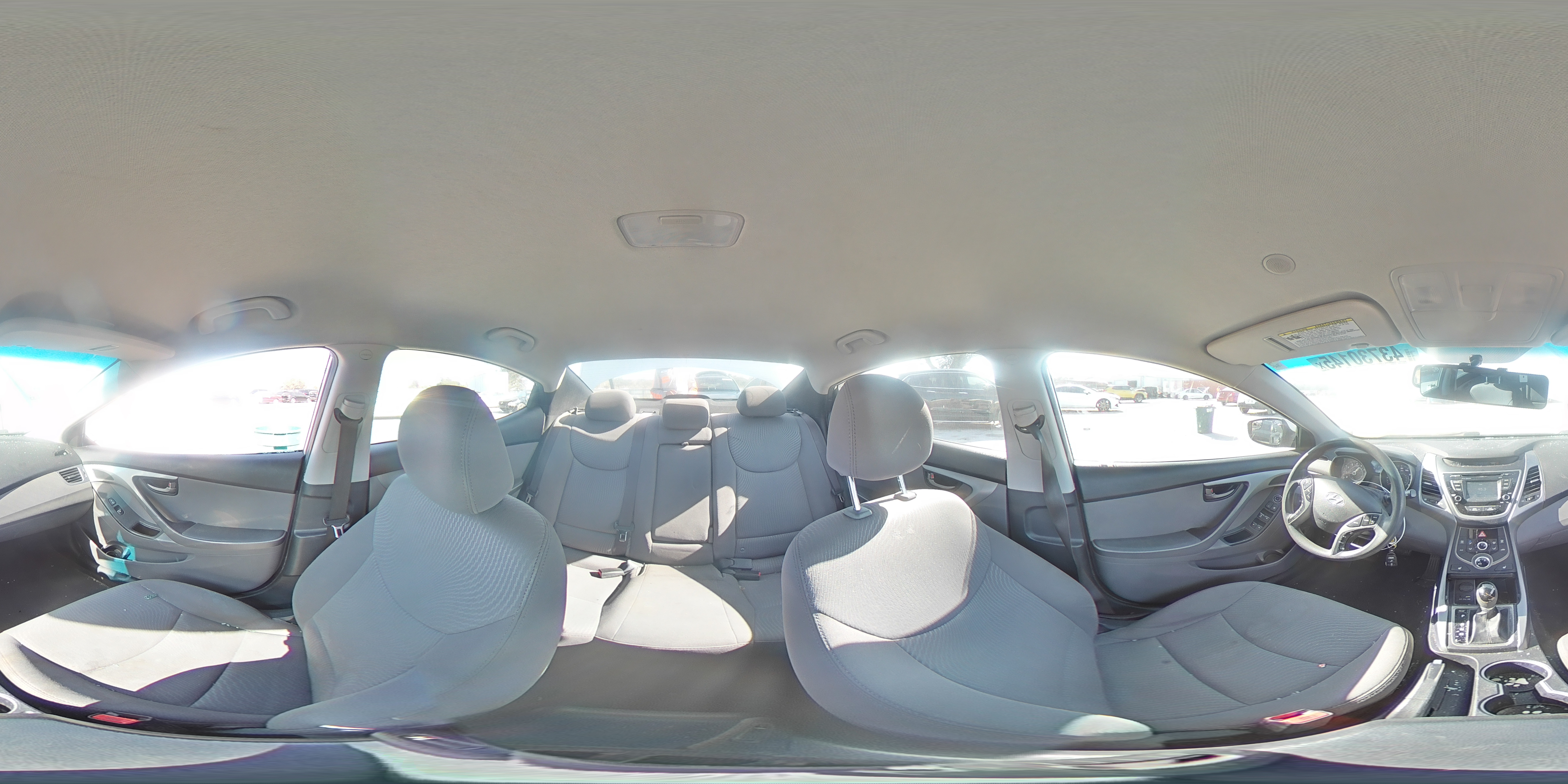 2014 Hyundai Elantra - Image 13