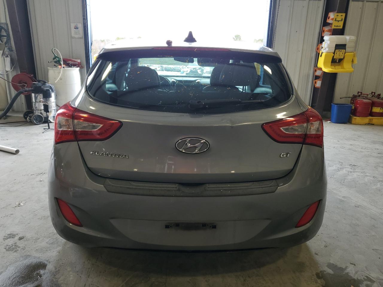 2015 Hyundai Elantra - Image 6
