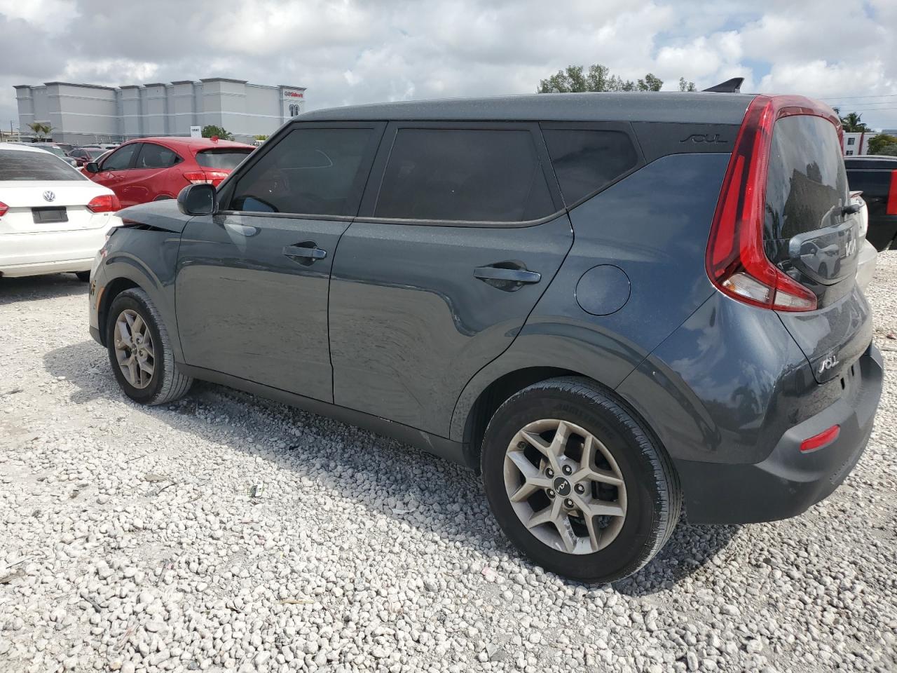 2022 Kia Soul - Image 2