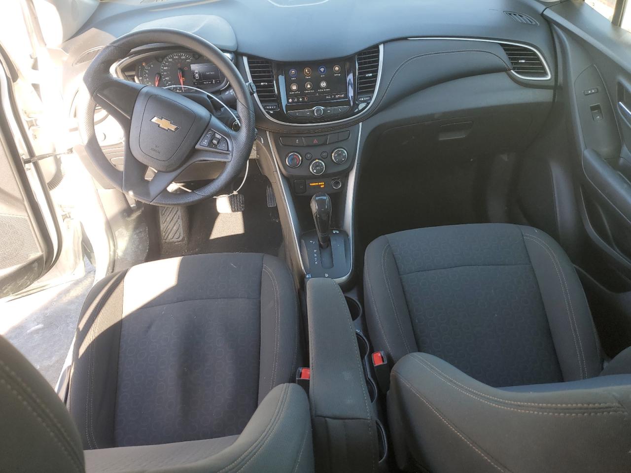 2020 Chevrolet Trax - Image 8