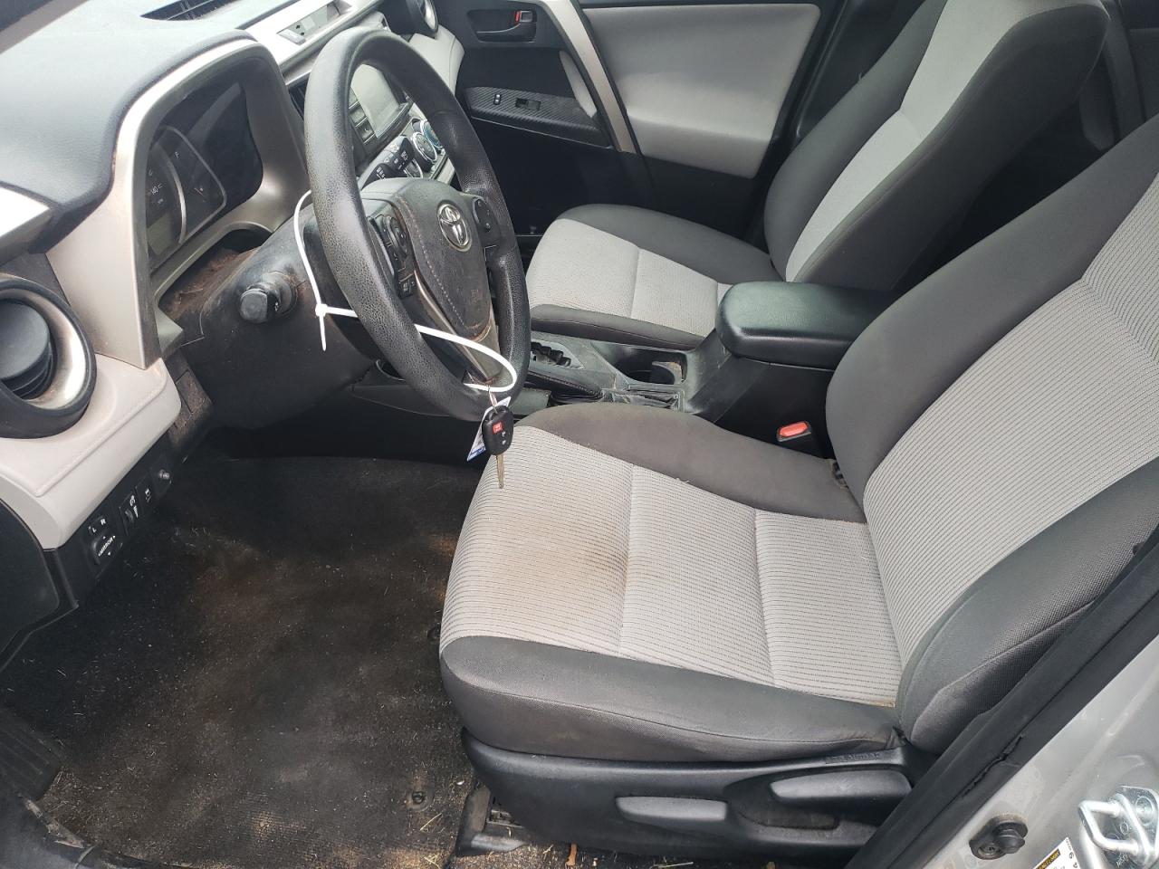 2015 Toyota RAV 4 - Image 7