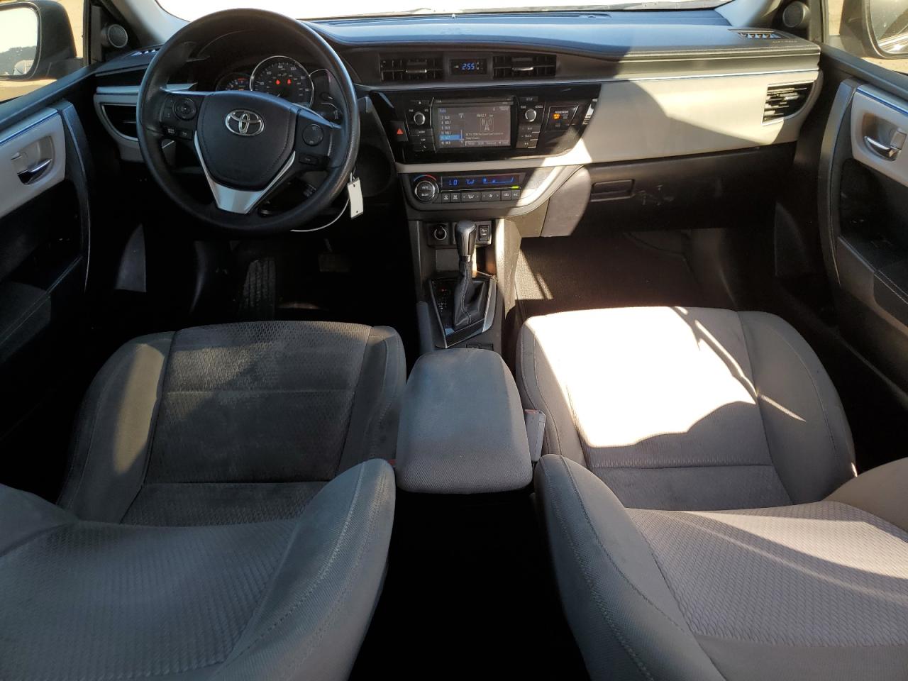 2015 Toyota Corolla - Image 8