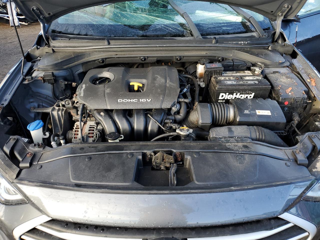 2017 Hyundai Elantra - Image 11