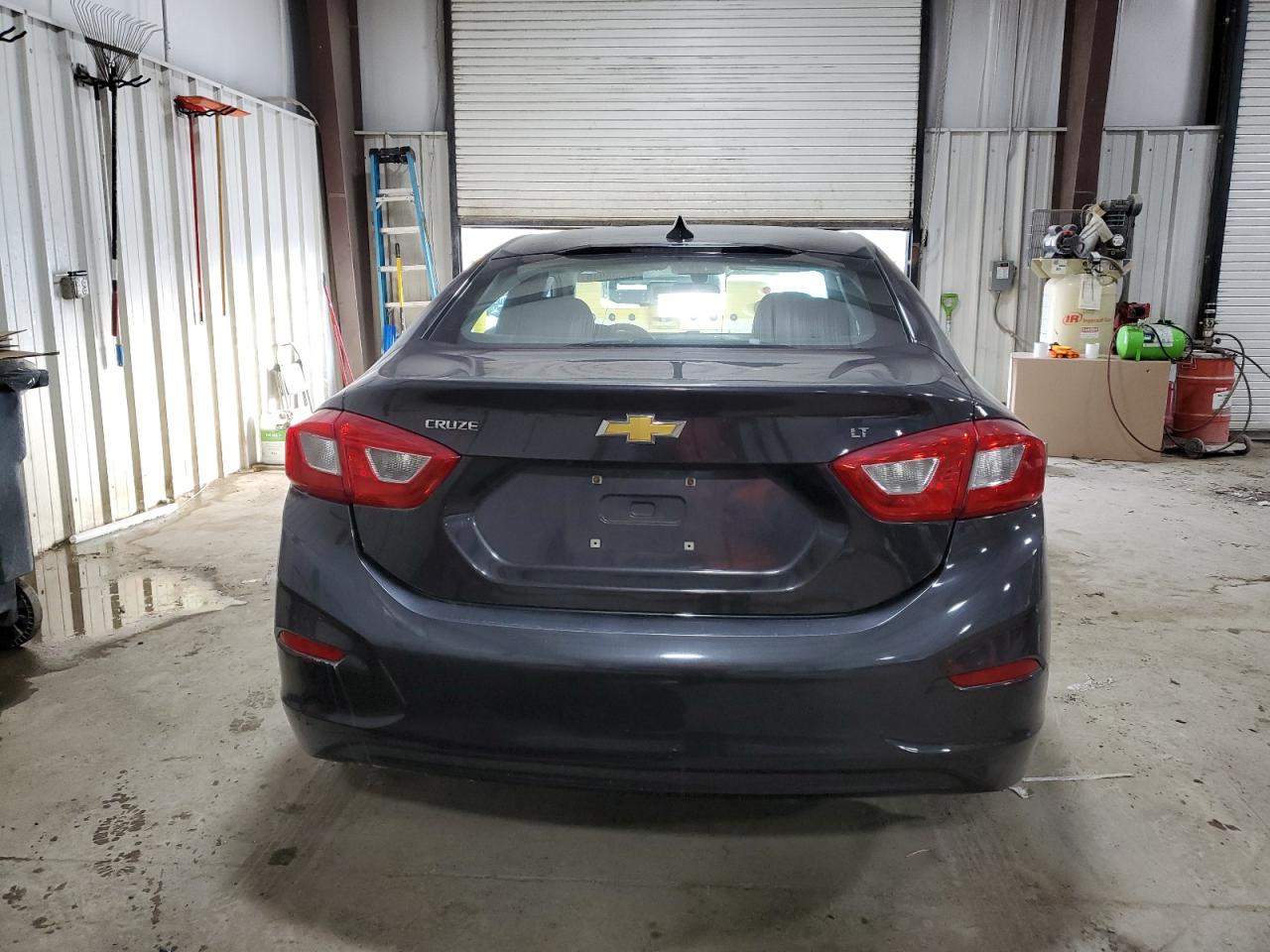 2017 Chevrolet Cruze - Image 6
