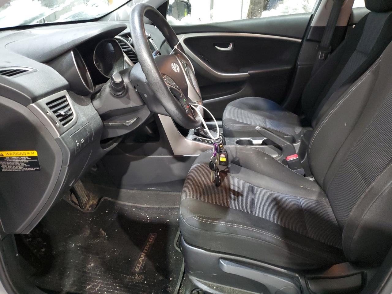 2013 Hyundai Elantra - Image 7