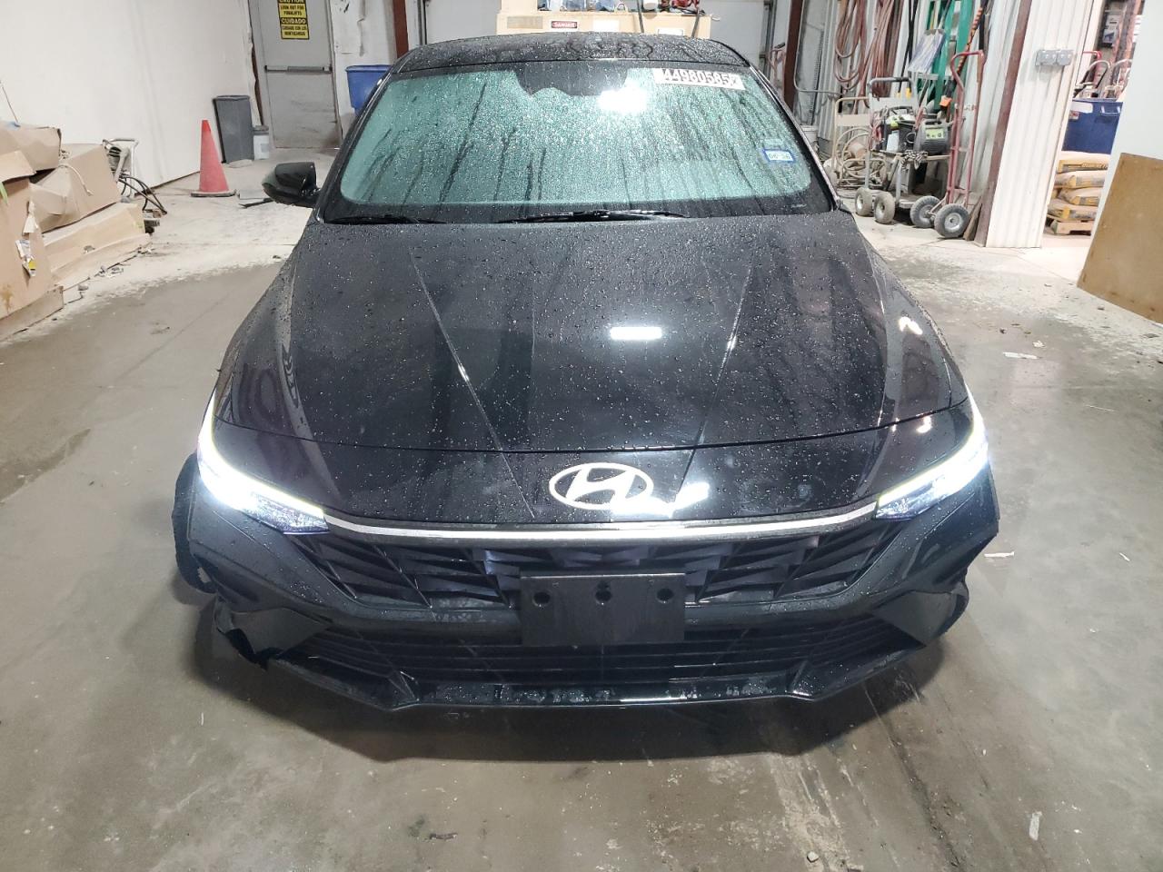 2024 Hyundai Elantra - Image 5