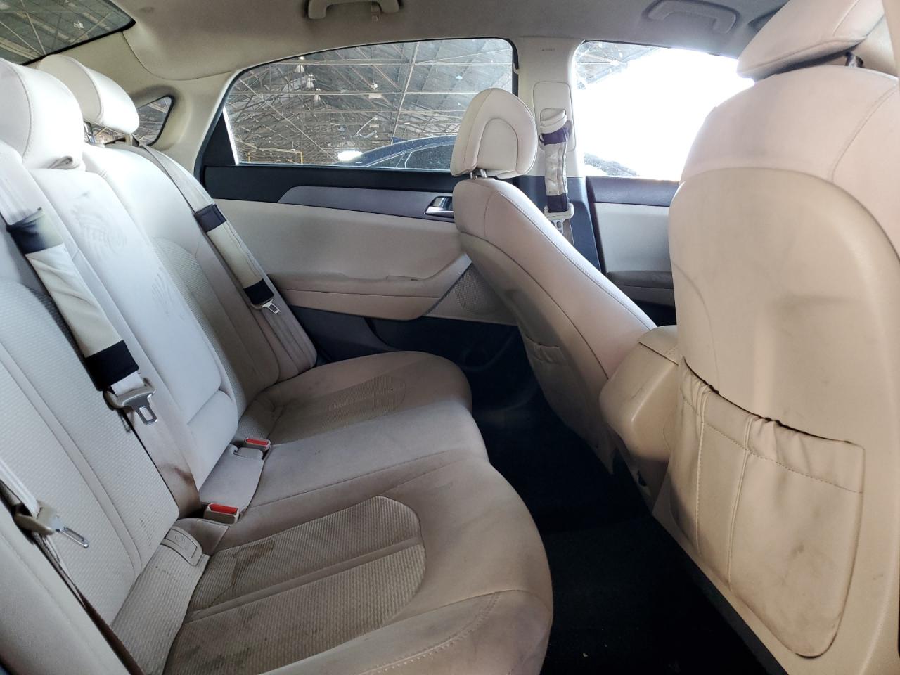 2016 Hyundai Sonata - Image 10