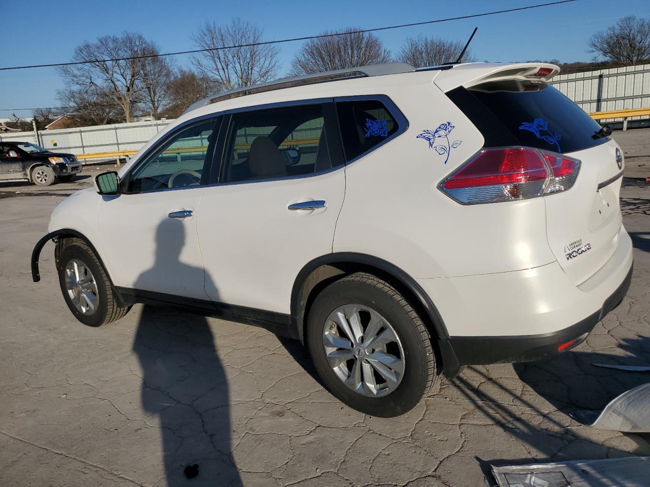 2014 Nissan Rogue - Image 2