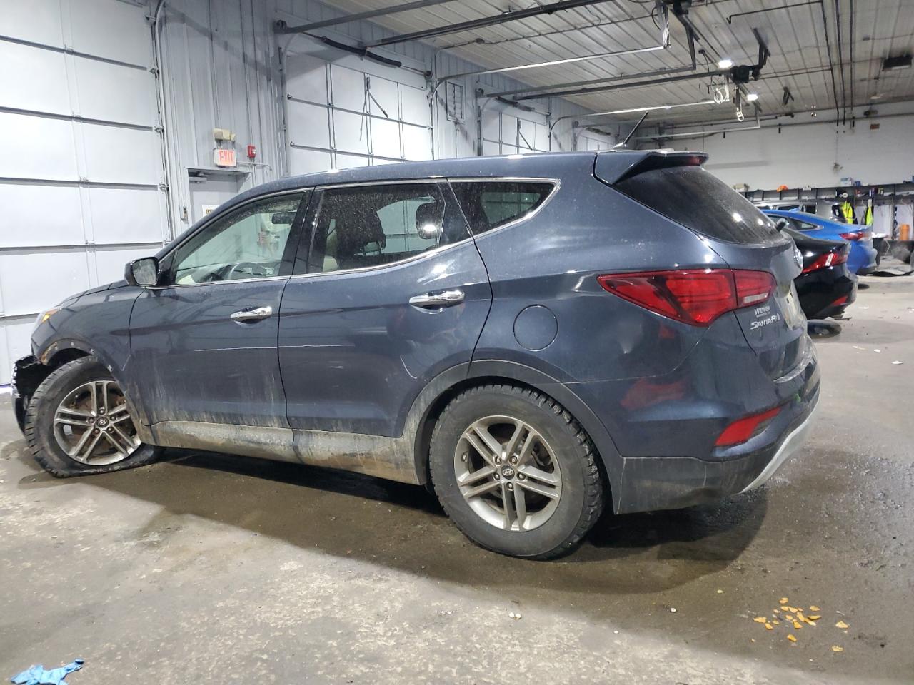 2018 Hyundai Santa Fe - Image 2