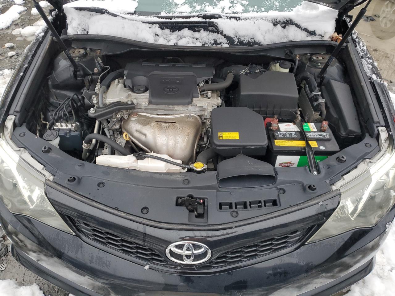 2014 Toyota Camry - Image 11