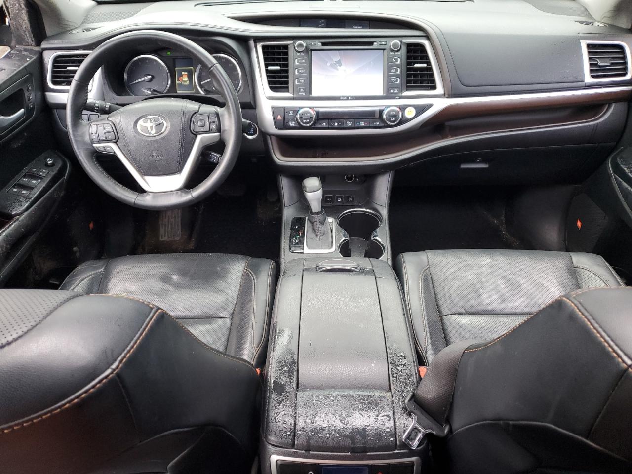 2015 Toyota Highlander - Image 8