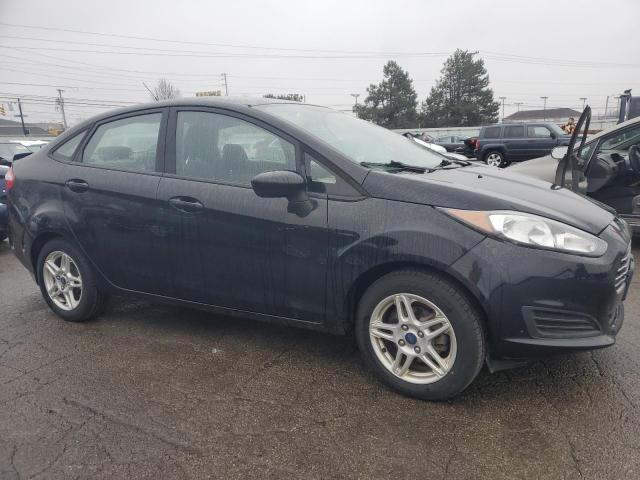  FORD FIESTA 2017 Черный