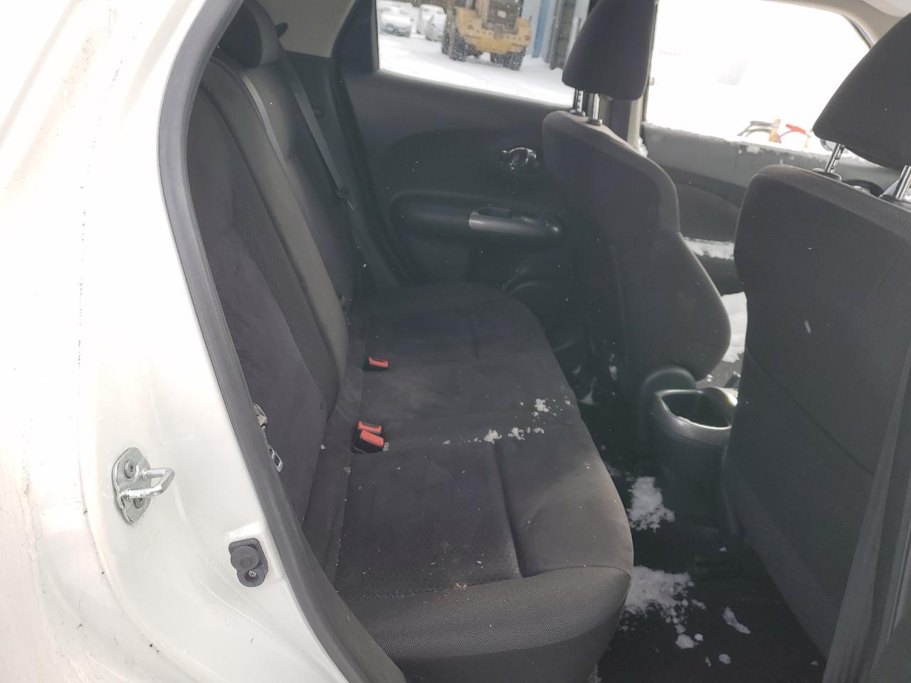 2015 Nissan Juke S VIN: JN8AF5MVXFT553711 Lot: 89395215