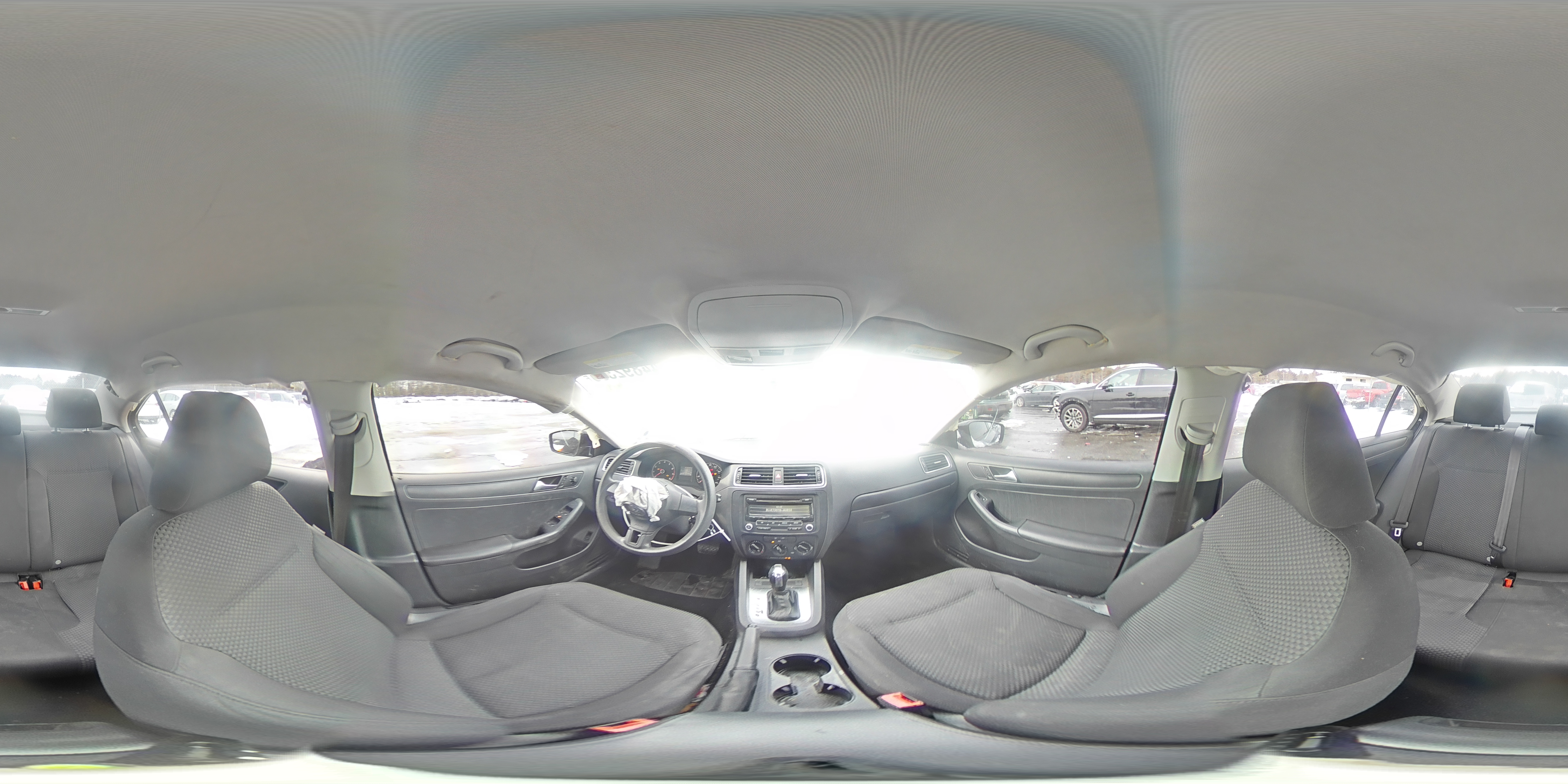 2014 Volkswagen Jetta - Image 13