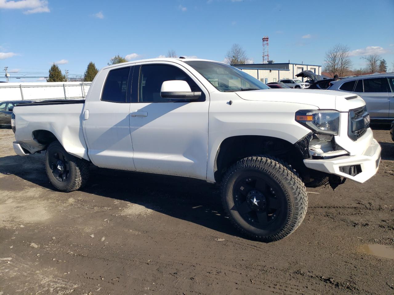 2015 Toyota Tundra - Image 4