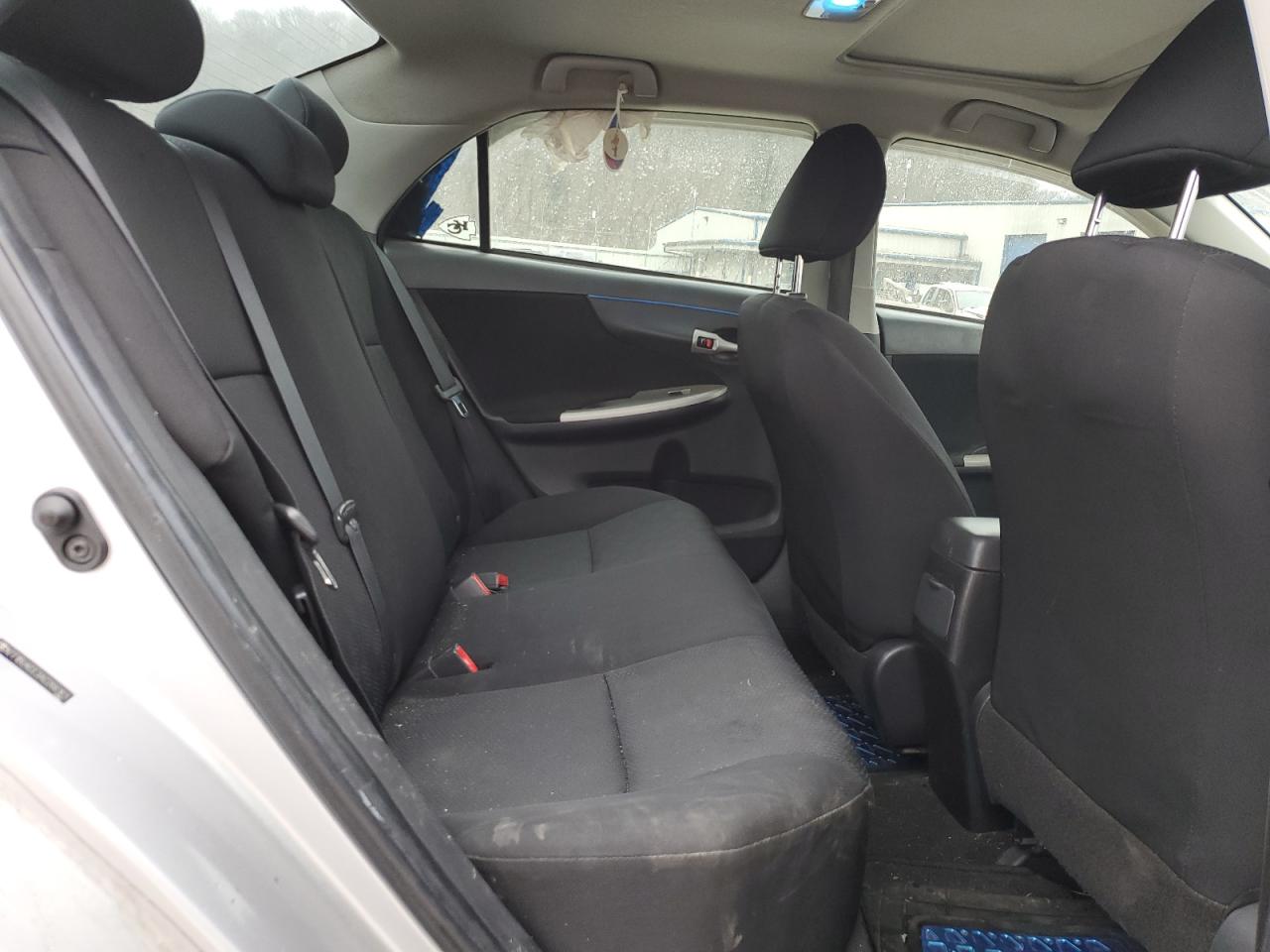 2010 Toyota Corolla - Image 10
