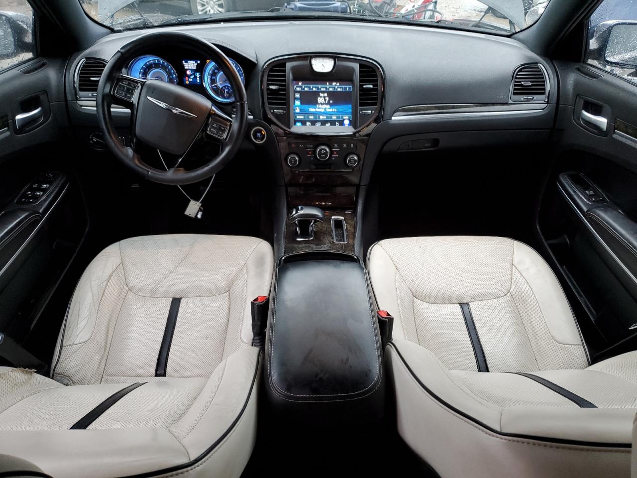2013 Chrysler 300 - Image 8