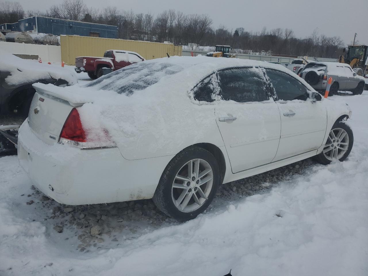 2015 Chevrolet Impala - Image 3