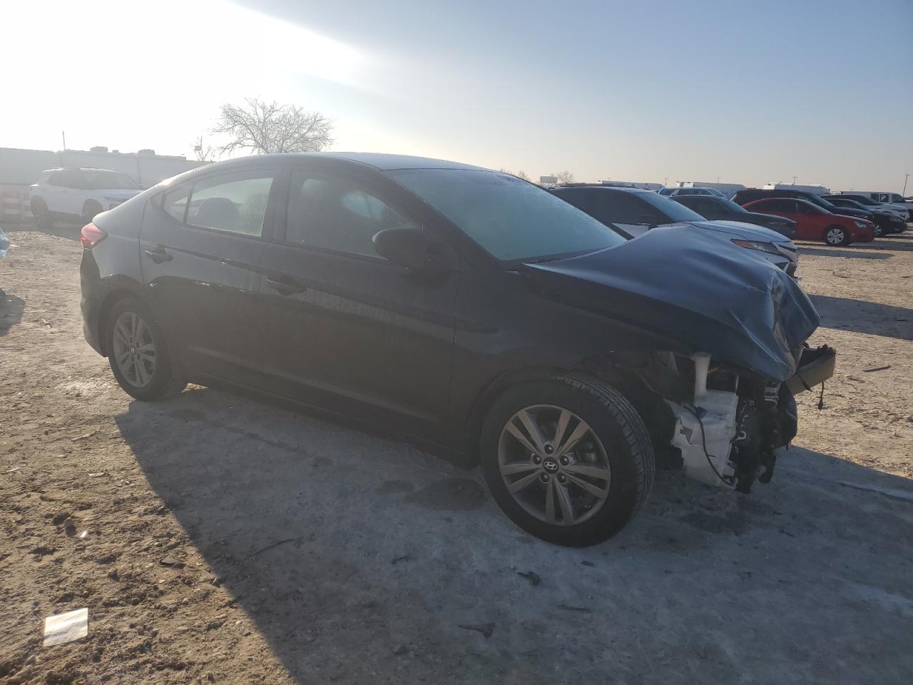 2018 Hyundai Elantra - Image 4