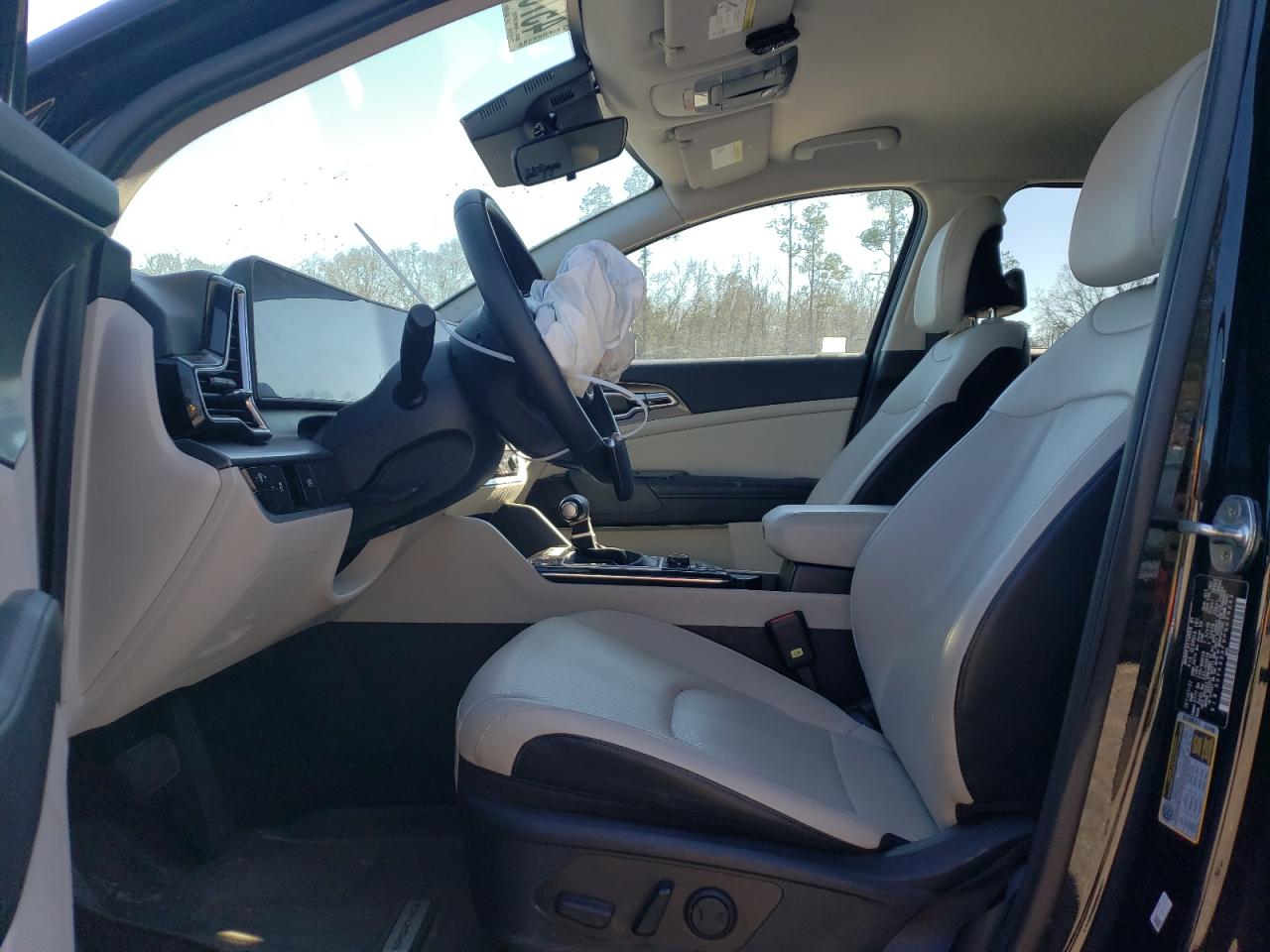 2023 Kia Sportage - Image 7