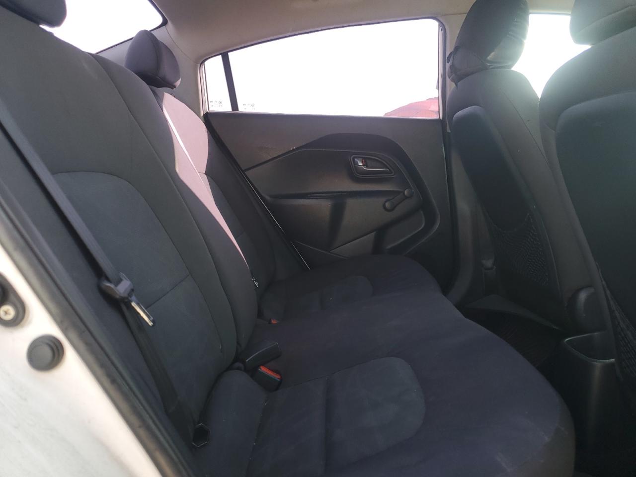 2013 Kia Rio - Image 10