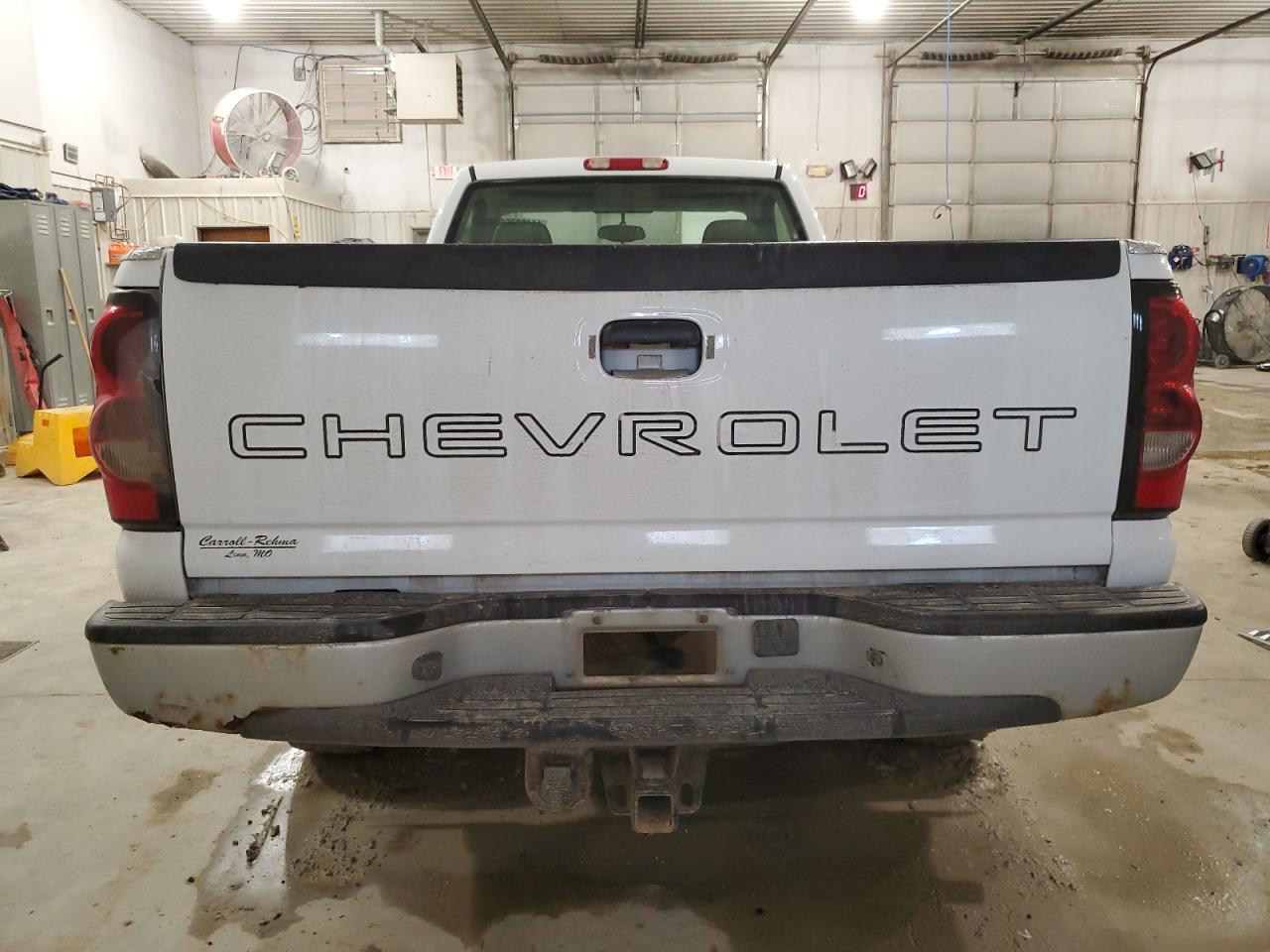 2005 Chevrolet Silverado - Image 6
