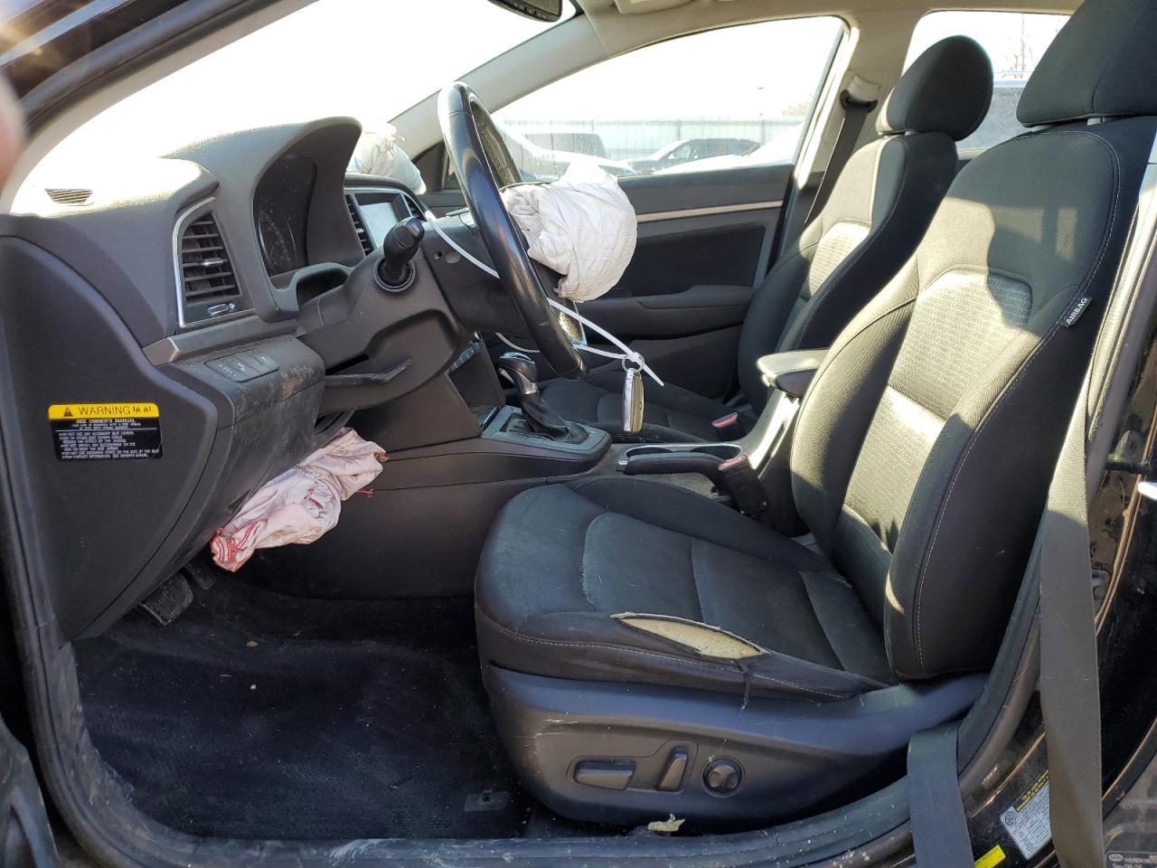 2017 Hyundai Elantra - Image 7