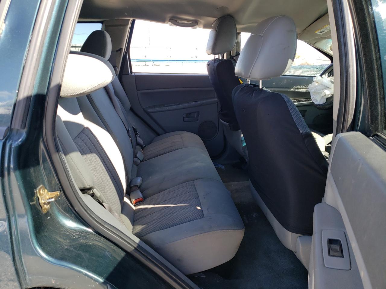 2005 Jeep Grand Cherokee Laredo VIN: 1J4HR48N45C630281 Lot: 65947715