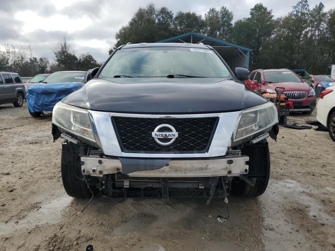 2014 Nissan Pathfinder - Image 5
