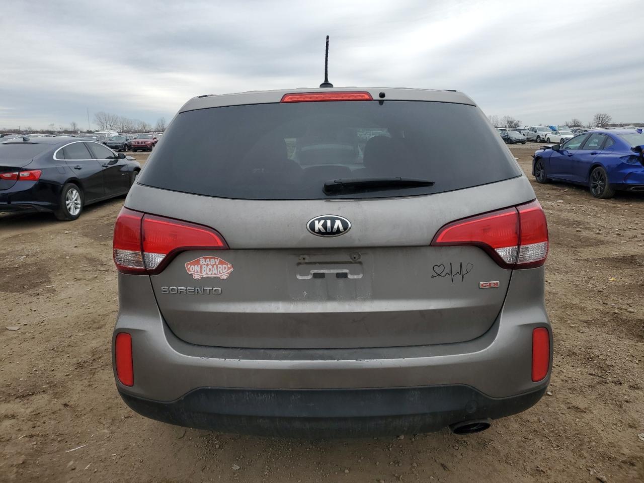 2015 Kia Sorento - Image 6
