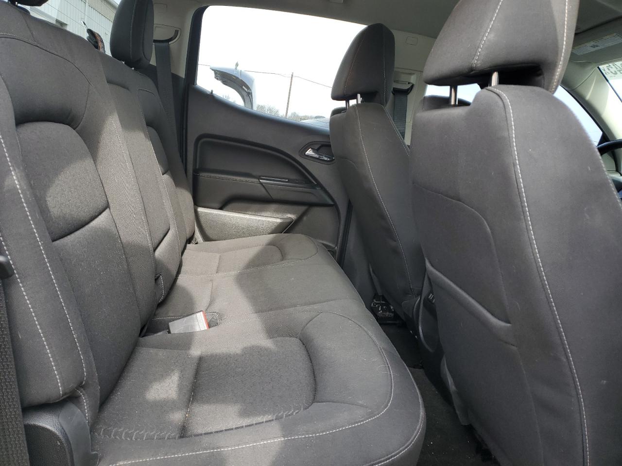 2015 GMC Canyon - Image 10