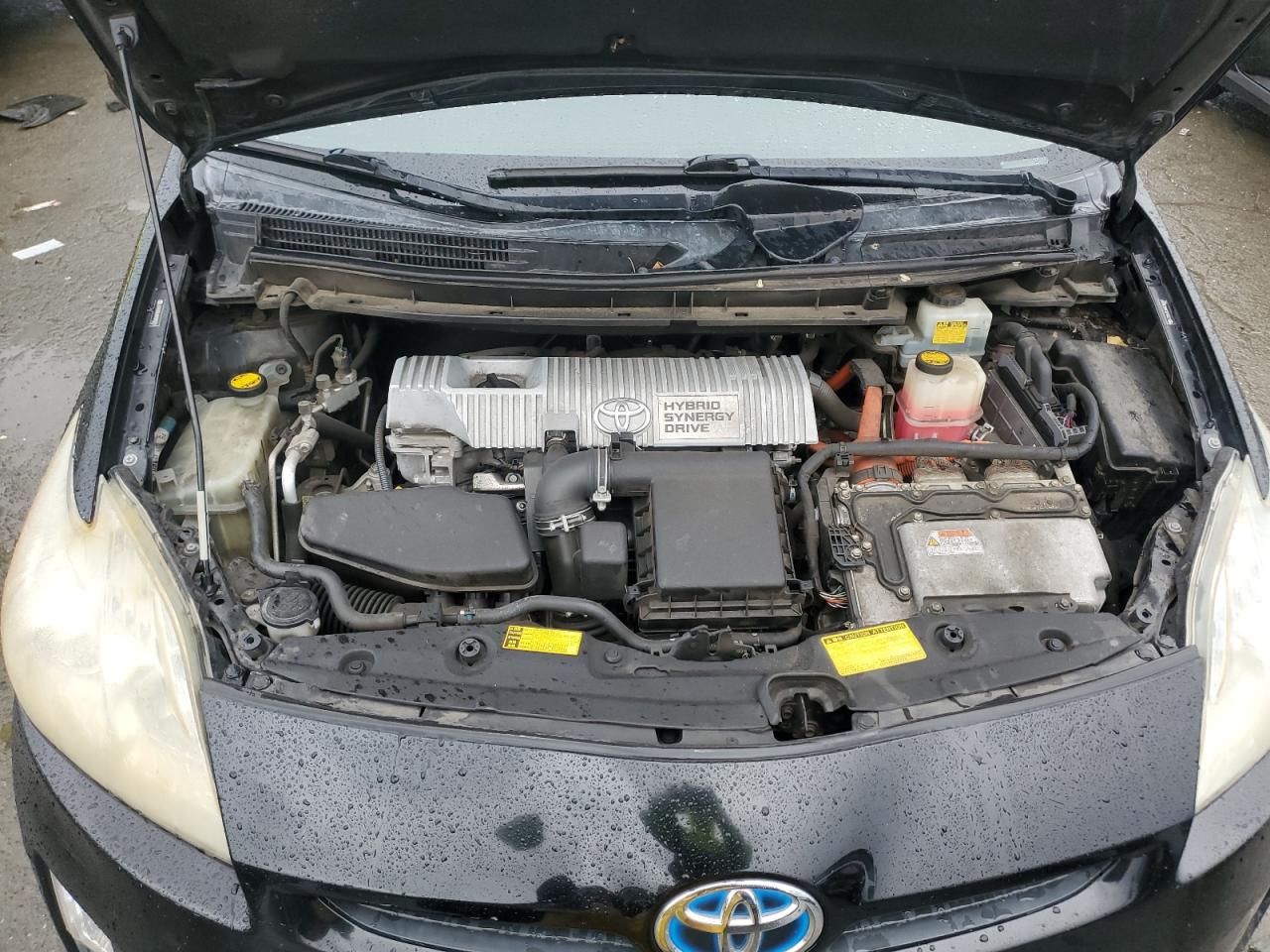 2010 Toyota Prius - Image 11