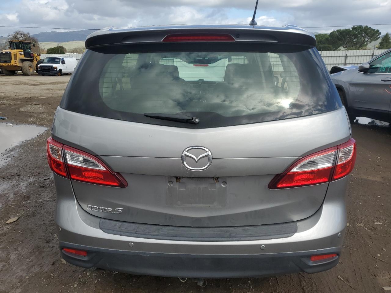 2013 Mazda 5 - Image 6