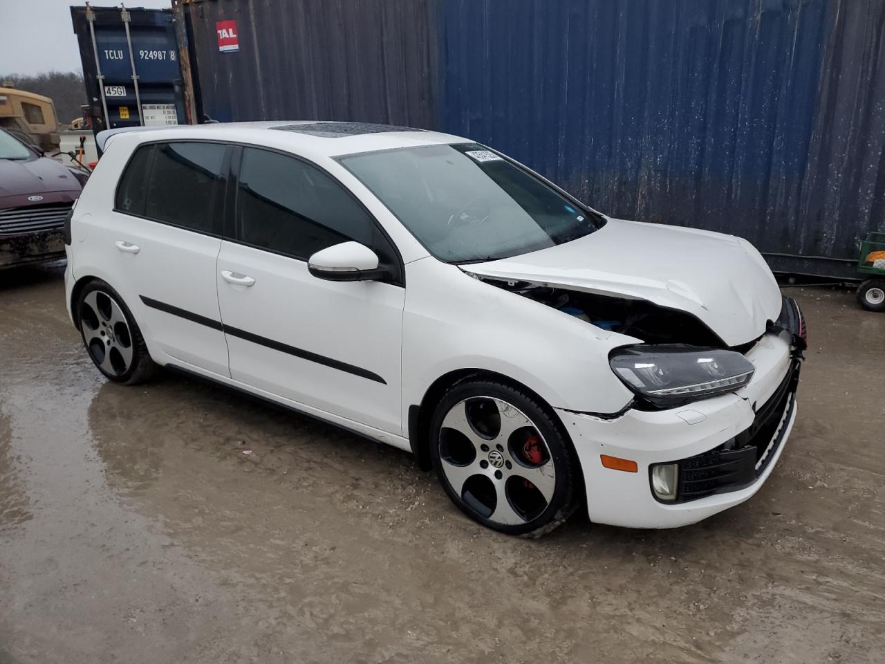 2010 Volkswagen GTI - Image 4