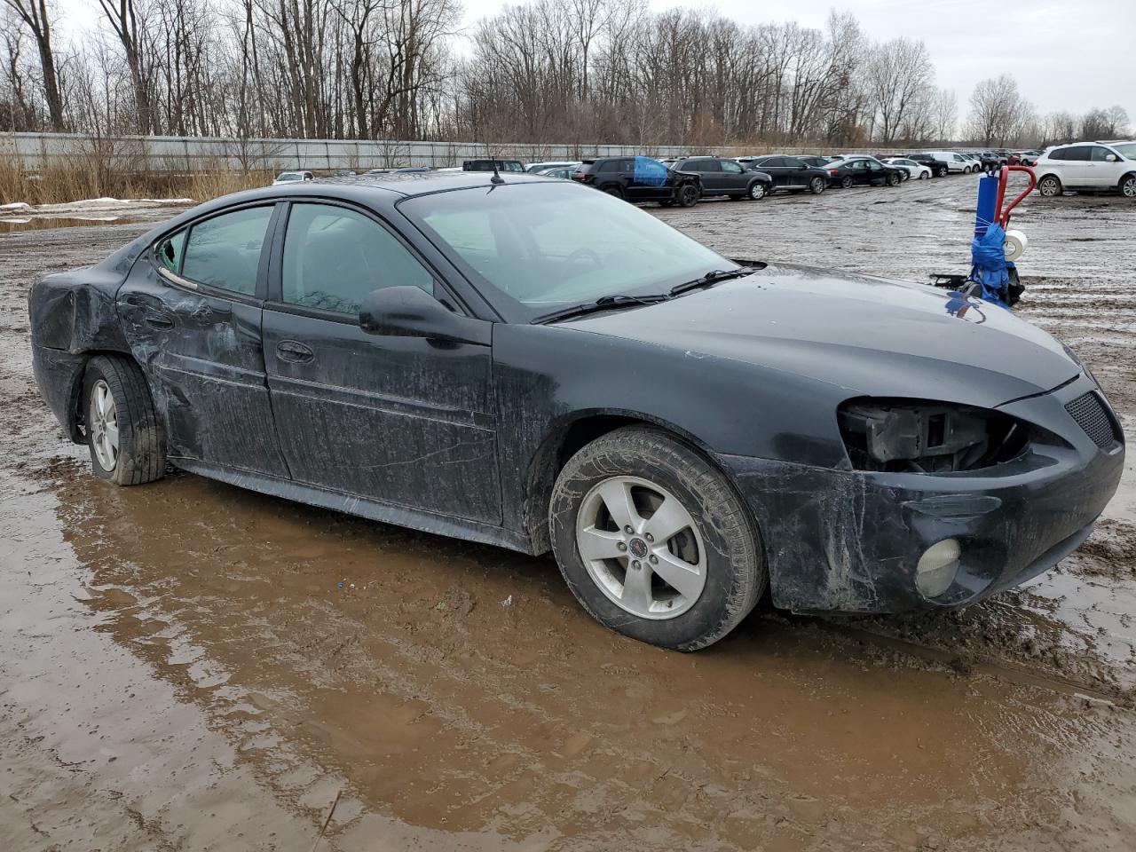 2005 Pontiac Grand Prix - Image 4
