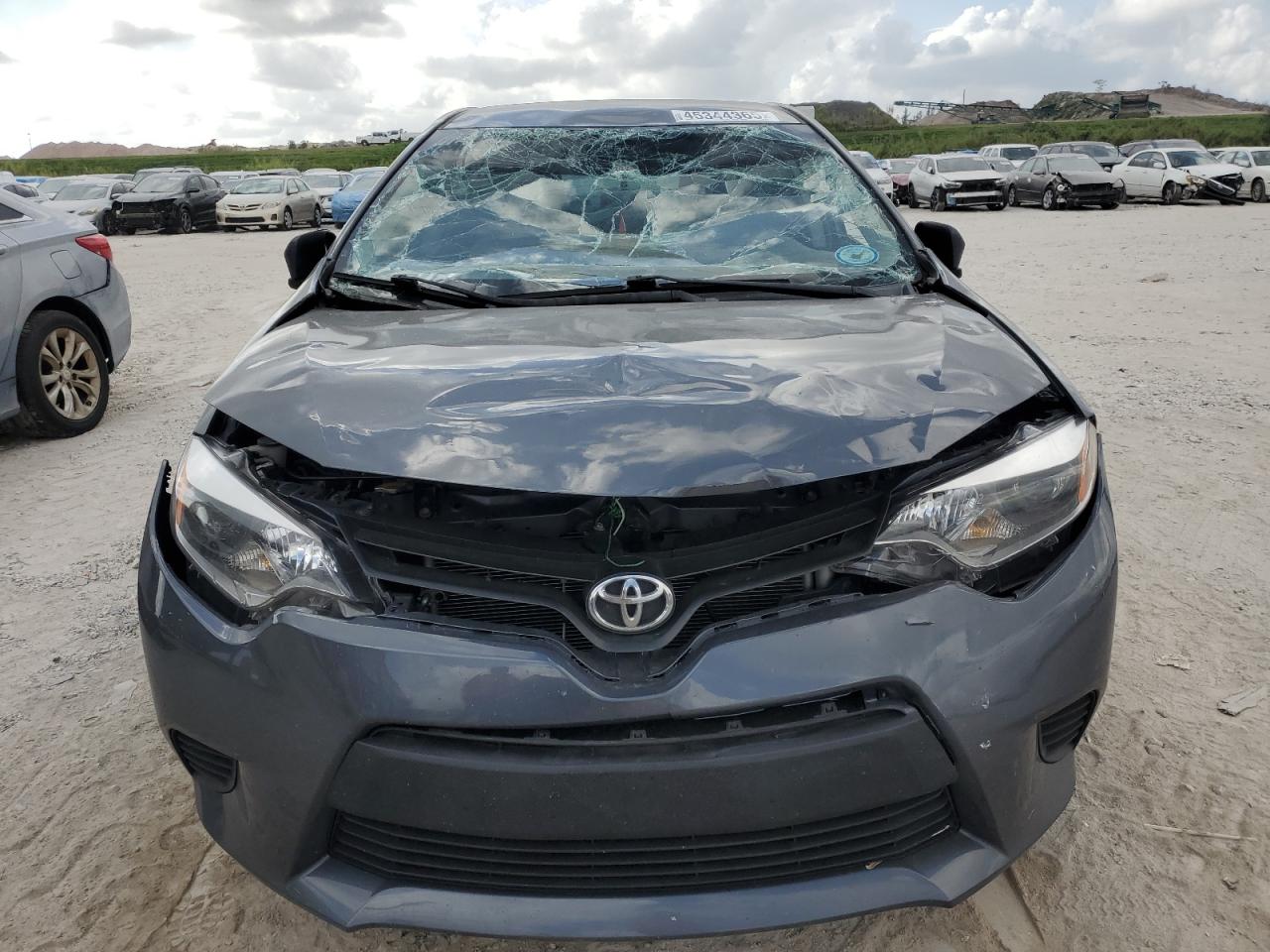 2016 Toyota Corolla - Image 5