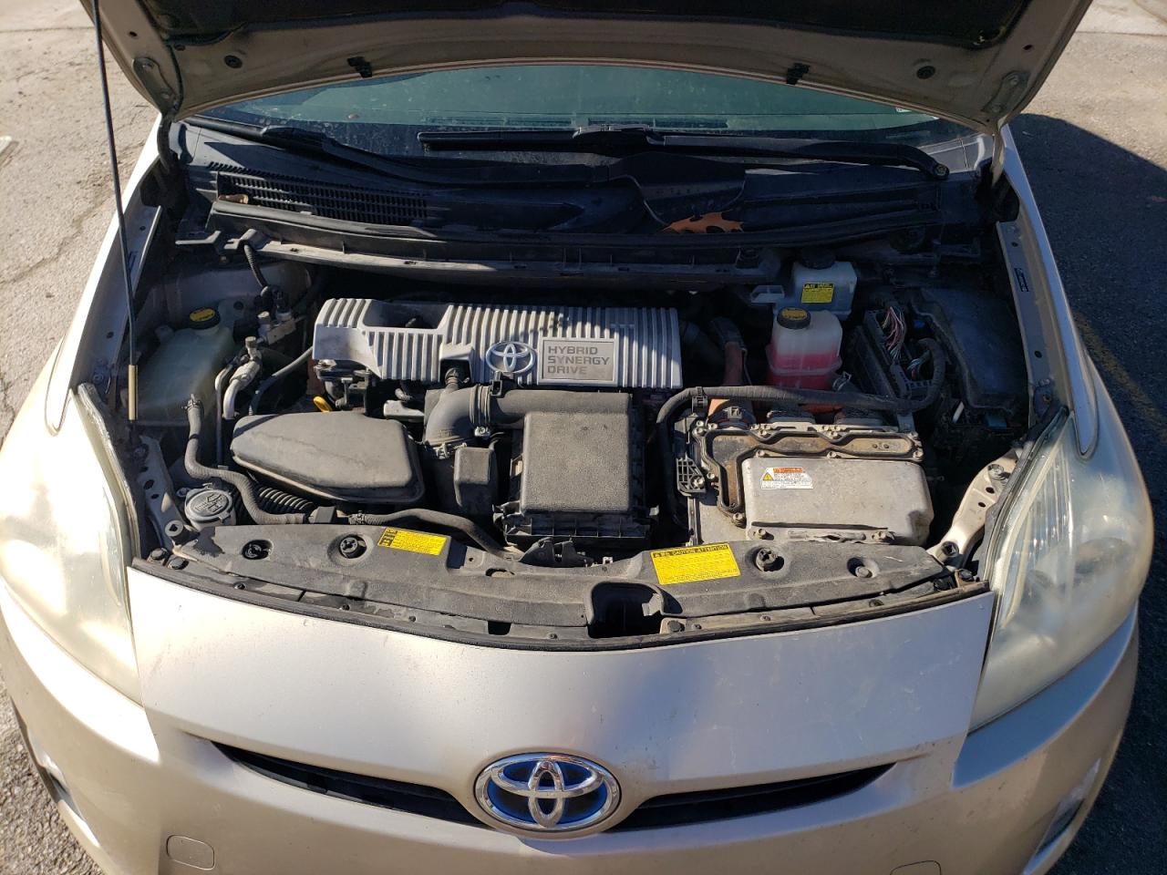 2010 Toyota Prius - Image 12