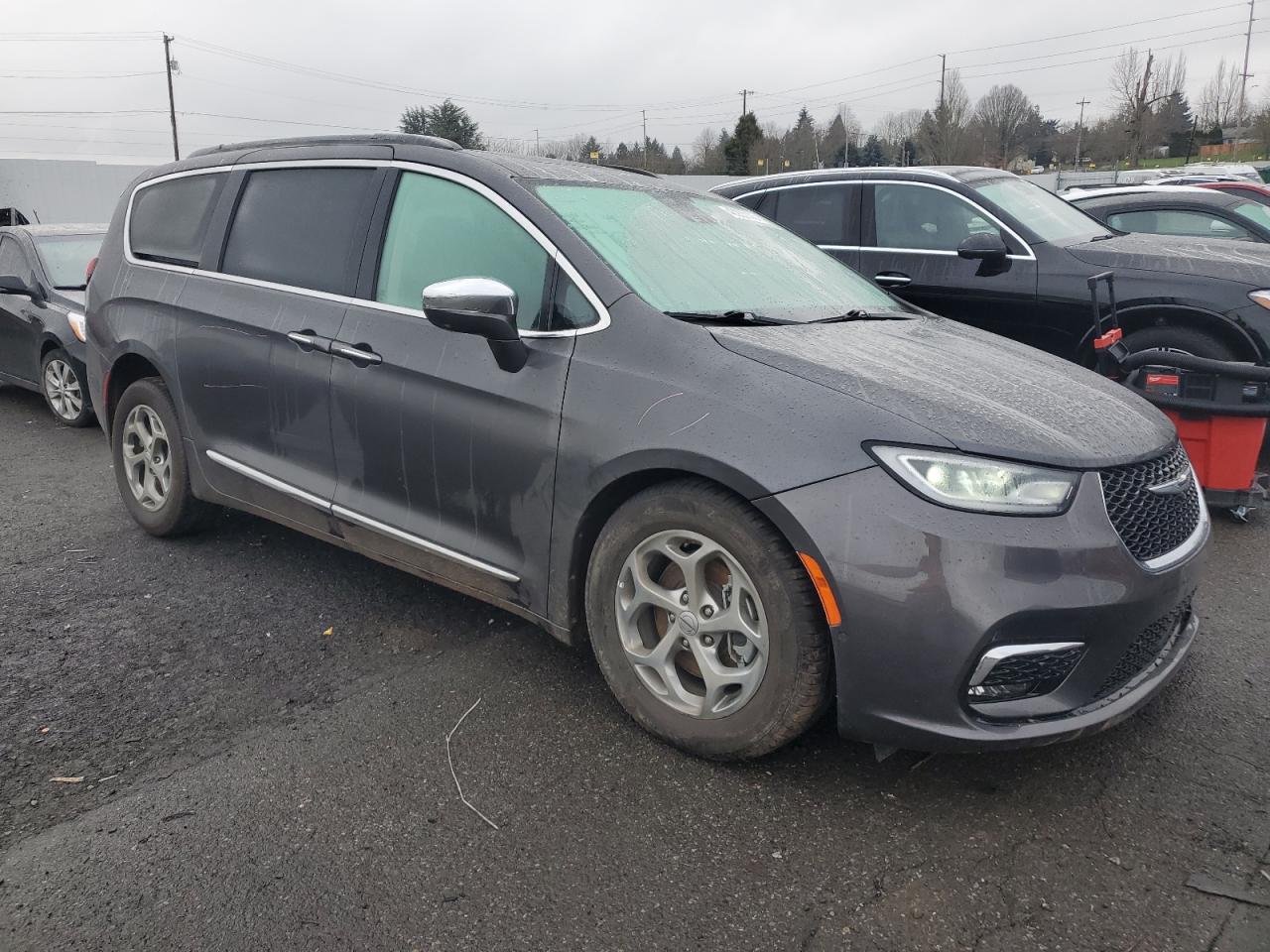 2022 Chrysler Pacifica - Image 4