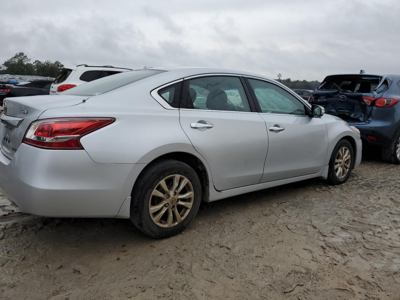 2013 Nissan Altima - Image 3
