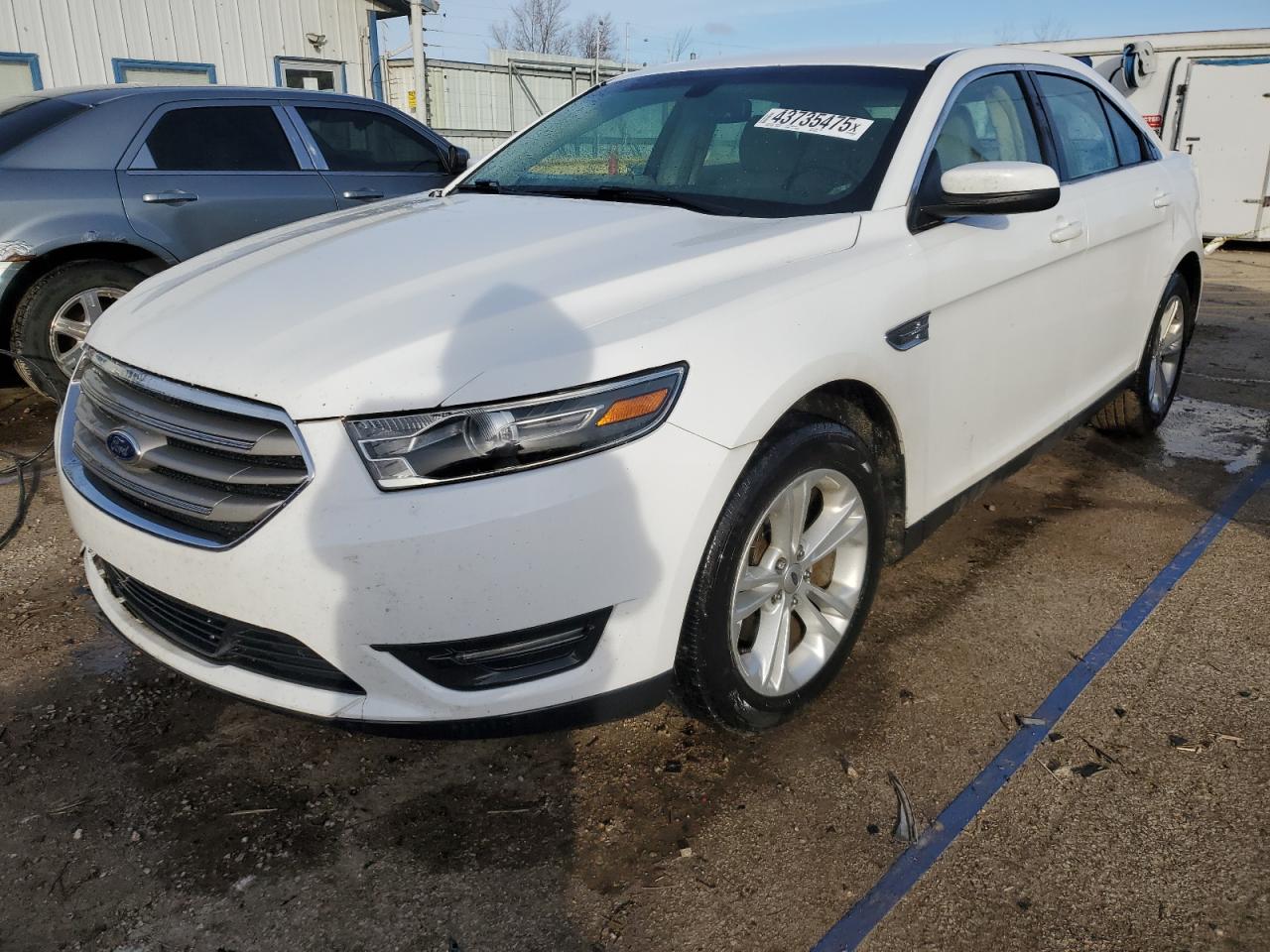 2015 Ford Taurus - Image 1