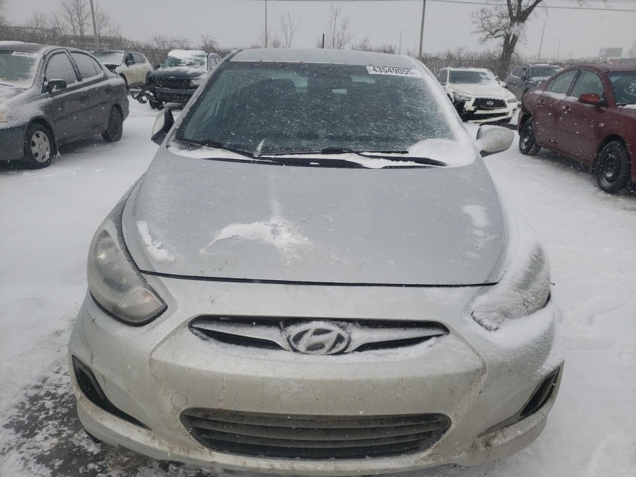 2013 Hyundai Accent - Image 5
