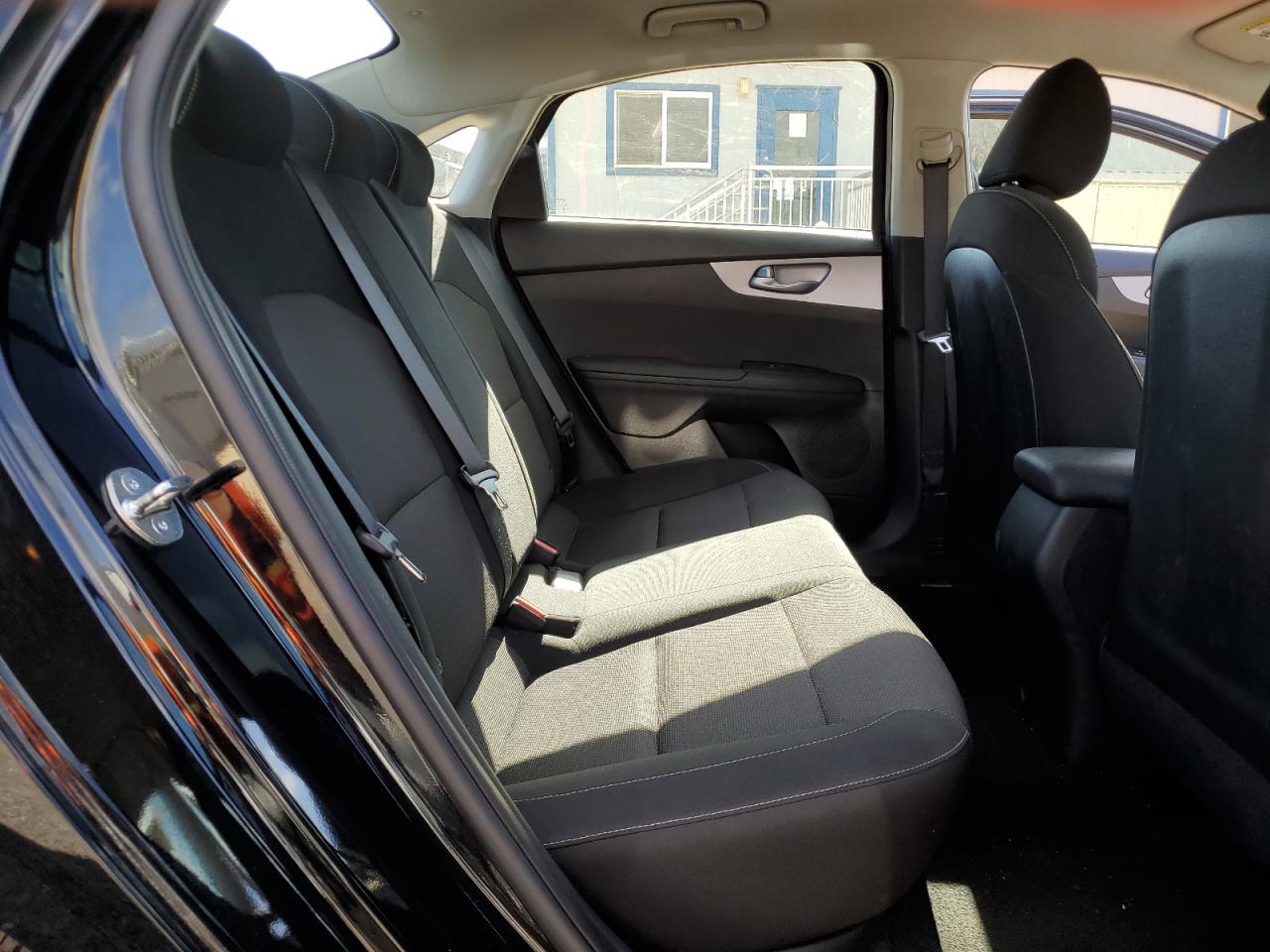 2024 Kia Forte - Image 10