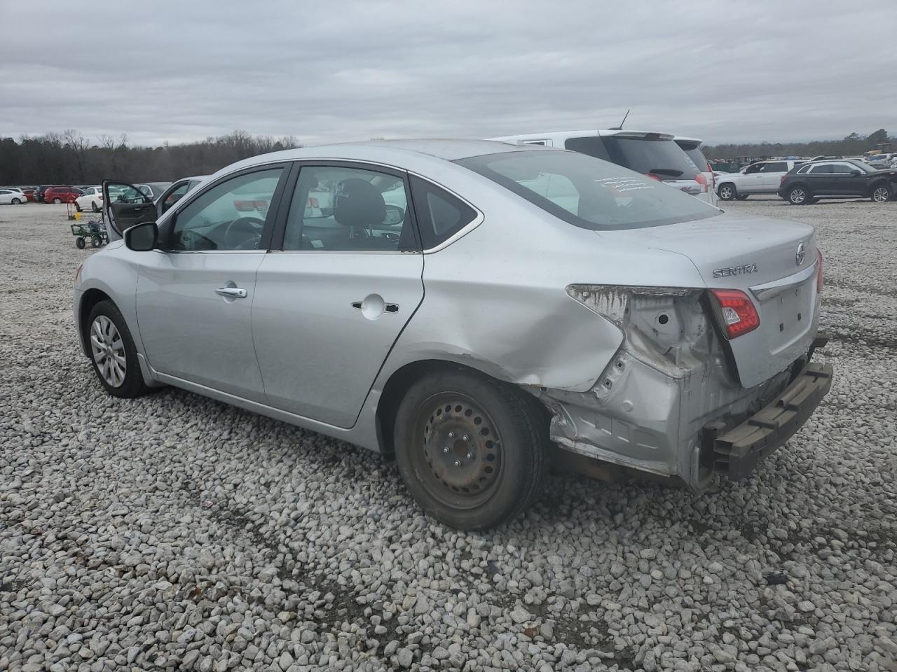 2015 Nissan Sentra - Image 2