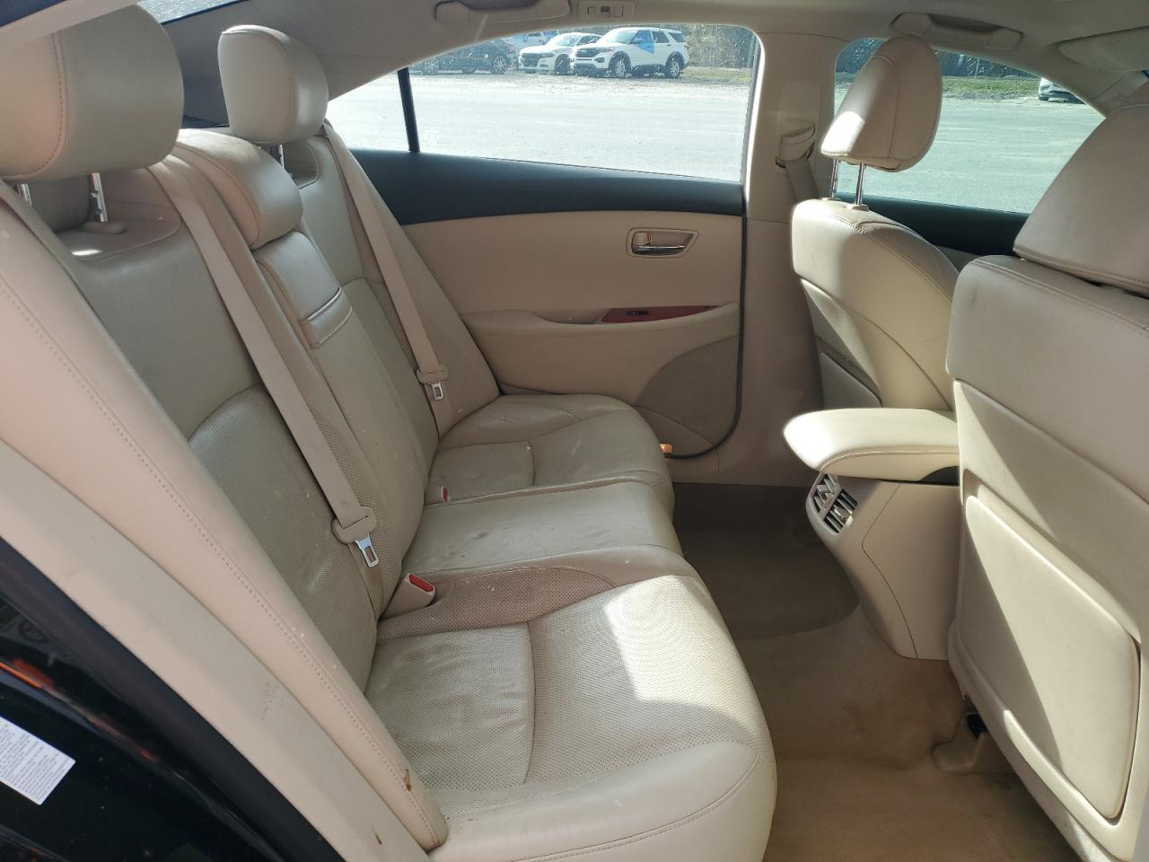 2012 Lexus ES - Image 10