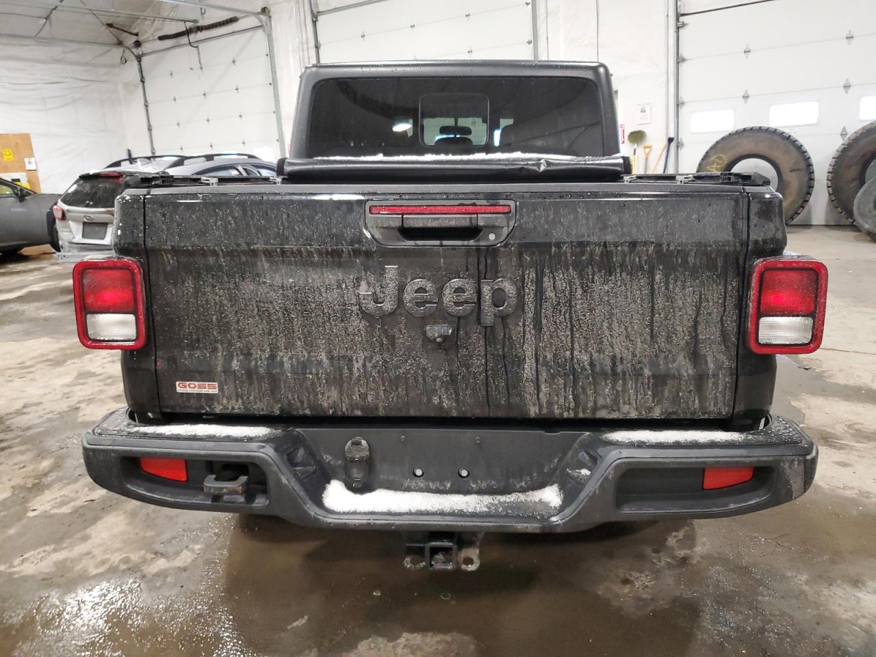 2021 Jeep Gladiator - Image 6