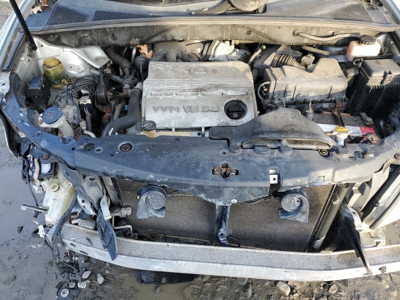 2004 Lexus RX - Image 13