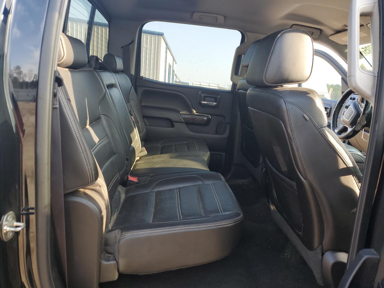 2015 GMC Sierra - Image 10